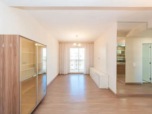 Apartamento 3 quartos e 2 banheiros, à venda, no bairro Campo Comprido em Curitiba
