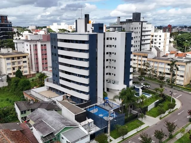 Apartamento 3 quartos e 3 banheiros, à venda, no bairro Água Verde em Curitiba