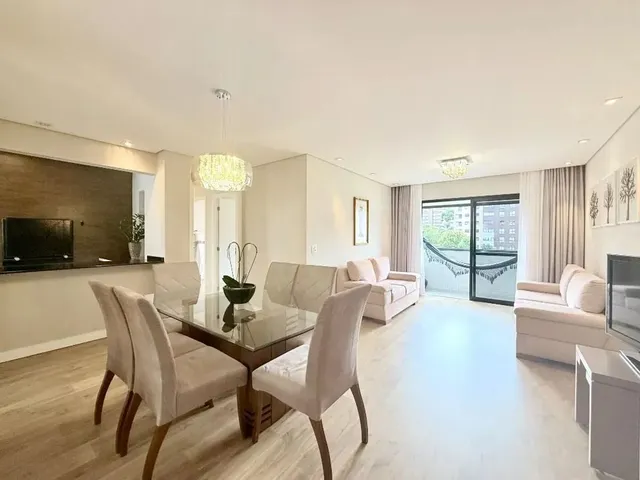 Apartamento 3 quartos e 3 banheiros, à venda, no bairro Água Verde em Curitiba