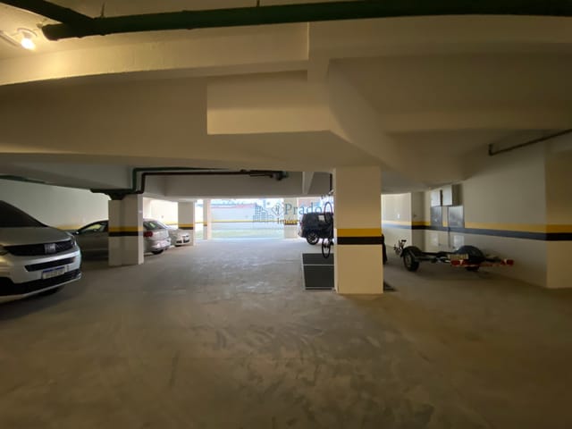 Apartamento com 136m² 3 quartos e 2 banheiros, à venda, no bairro Costeira em Paranaguá