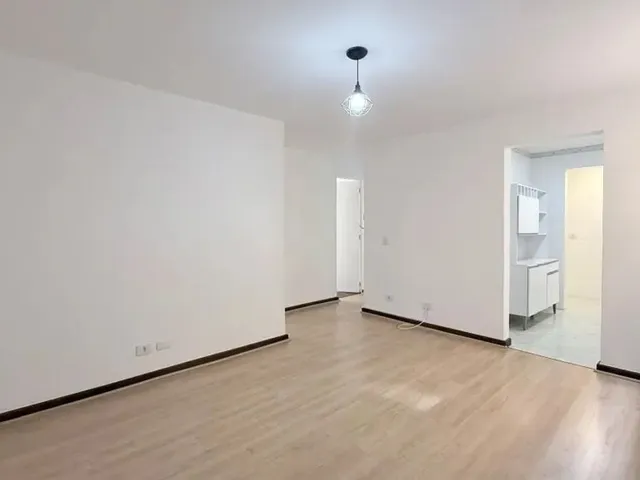 Apartamento 3 quartos e 1 banheiro, à venda, no bairro Mercês em Curitiba