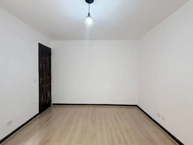 Apartamento 3 quartos e 1 banheiro, à venda, no bairro Mercês em Curitiba