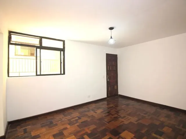 Apartamento 3 quartos e 1 banheiro, à venda, no bairro Mercês em Curitiba