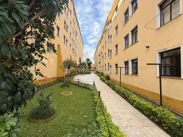 Apartamento 3 quartos e 1 banheiro, à venda, no bairro Mercês em Curitiba