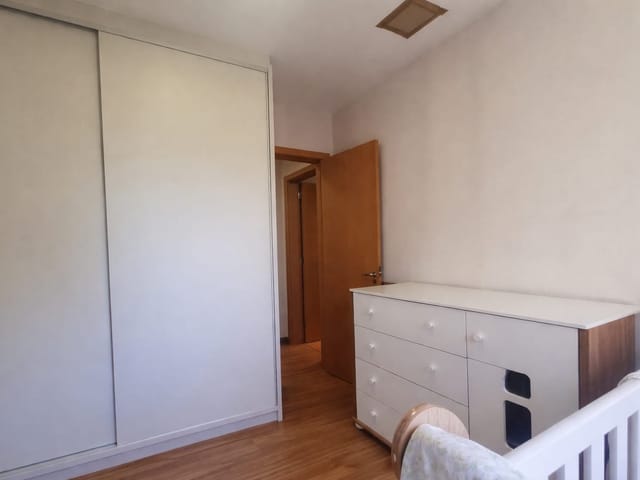 Apartamento com 205m² 3 quartos e 2 banheiros, à venda, no bairro Gleba Palhano em Londrina