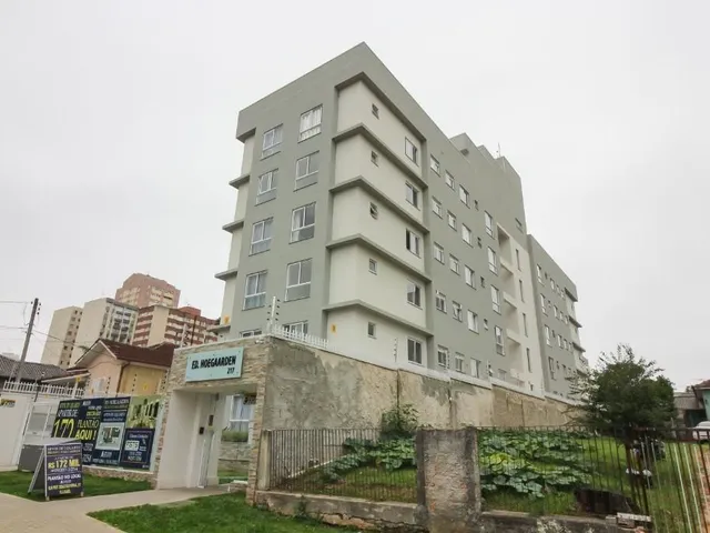 Apartamento 1 quarto e 1 banheiro, para alugar, no bairro Vila Izabel em Curitiba