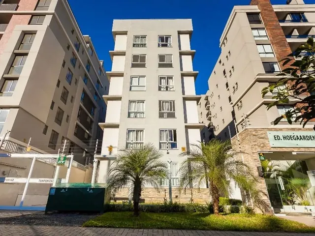 Apartamento 1 quarto e 1 banheiro, para alugar, no bairro Vila Izabel em Curitiba