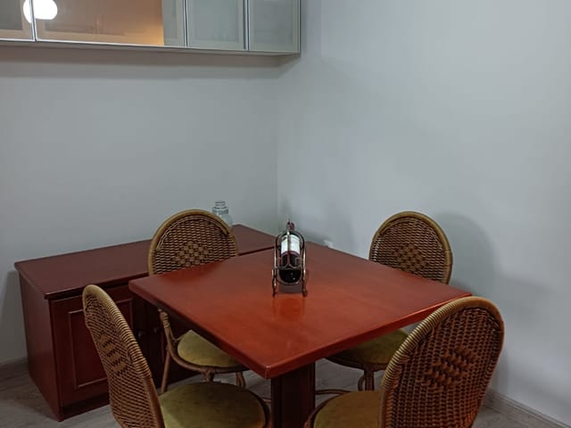 Apartamento 3 quartos e 1 banheiro, à venda, no bairro Quitandinha em Petrópolis