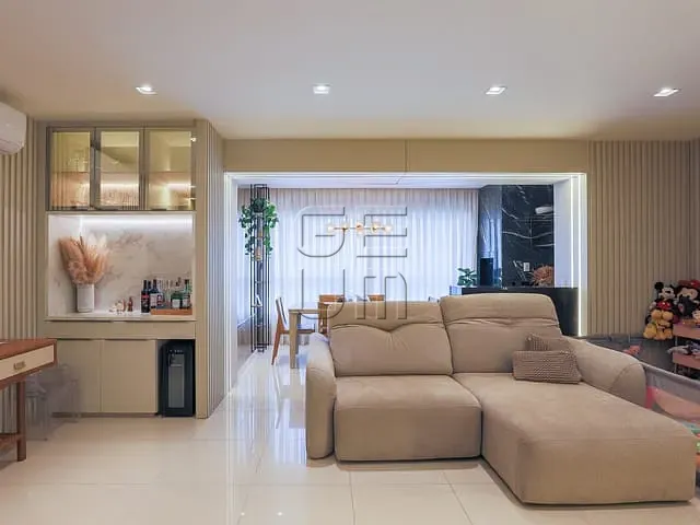 Apartamento 3 quartos e 3 banheiros, à venda, no bairro Gleba Fazenda Palhano em Londrina