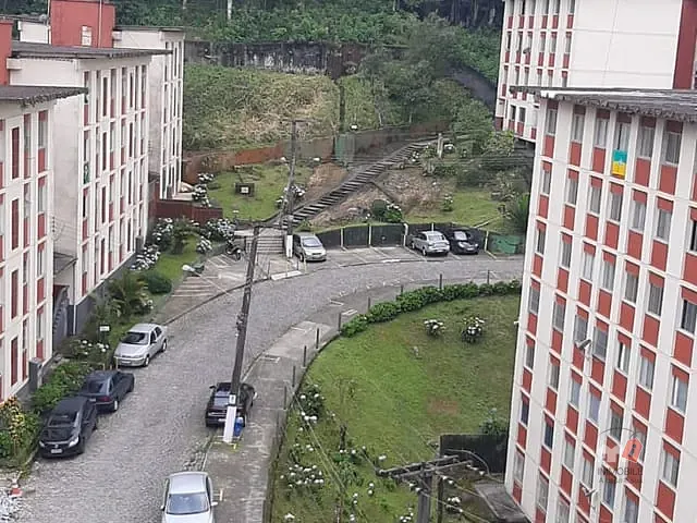 Apartamento 2 quartos e 1 banheiro, à venda, no bairro São Sebastião em Petrópolis