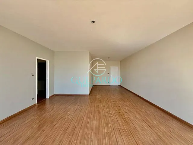 Apartamento 3 quartos e 3 banheiros, à venda, no bairro Centro em Londrina
