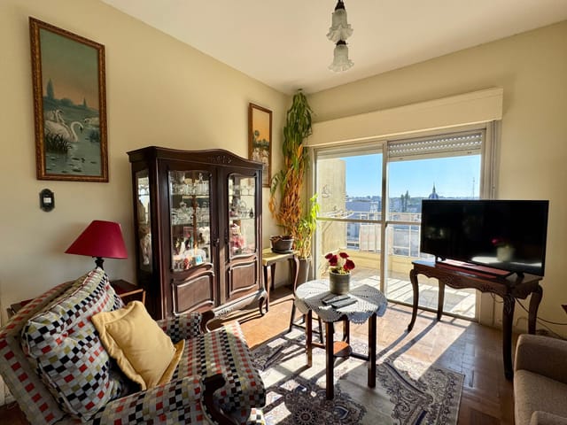 Apartamento com 128m² 3 quartos e 3 banheiros, à venda, no bairro Centro em Pelotas