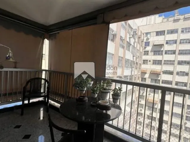 Apartamento com 140m² 3 quartos e 1 banheiro, à venda, no bairro Icaraí em Niterói