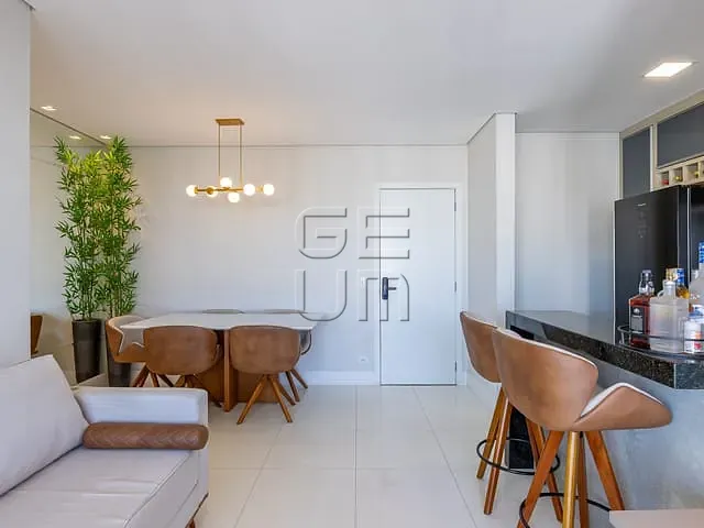 Apartamento 2 quartos e 2 banheiros, à venda, no bairro Santa Rosa em Londrina