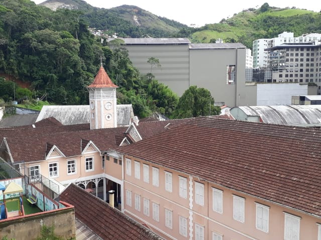 Apartamento 3 quartos e 1 banheiro, à venda, no bairro Centro em Petrópolis