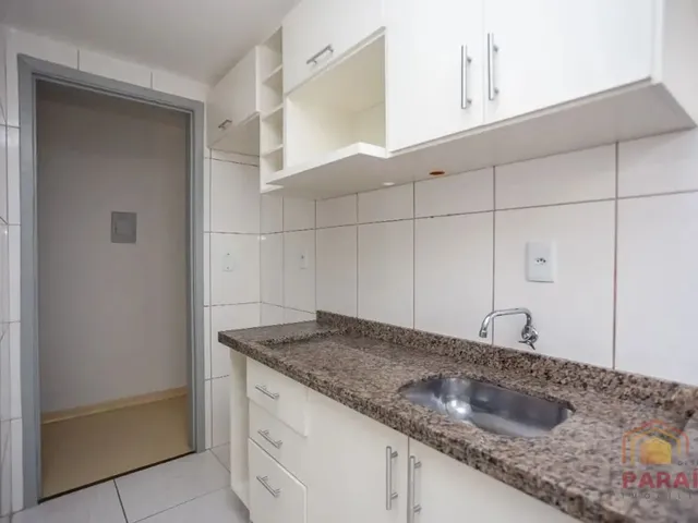 Apartamento 2 quartos e 1 banheiro, para alugar, no bairro Bigorrilho em Curitiba