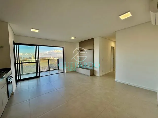 Apartamento 3 quartos e 3 banheiros, para alugar, no bairro Gleba Fazenda Palhano em Londrina