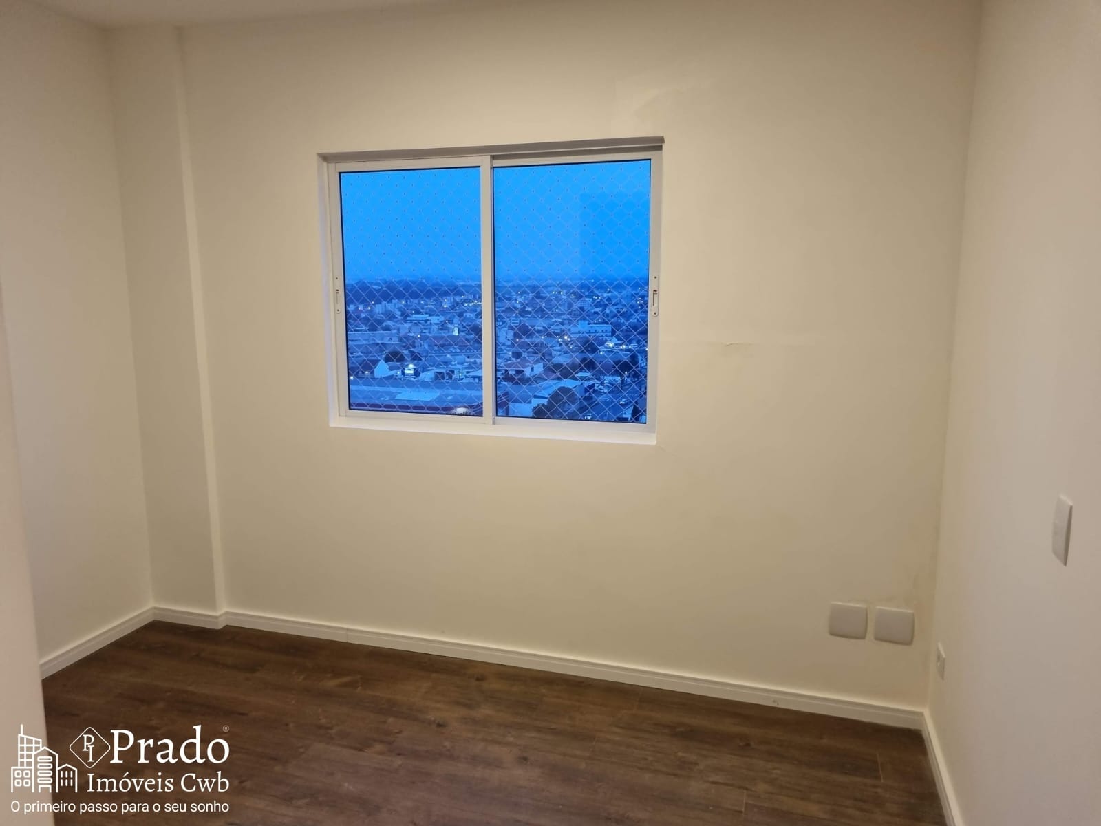 Apartamento à venda com 3 quartos, 73m² - Foto 2
