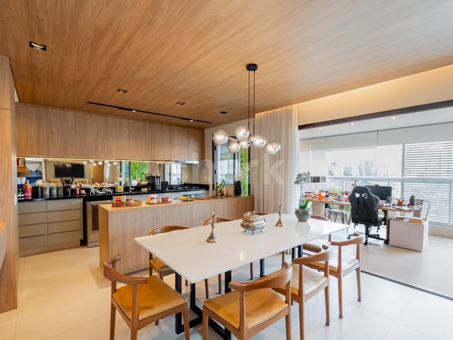 Apartamento com 178m² 3 quartos e 5 banheiros, à venda, no bairro Brooklin em São Paulo