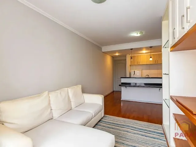 Apartamento 1 quarto e 1 banheiro, à venda ou para alugar, no bairro Centro em Curitiba