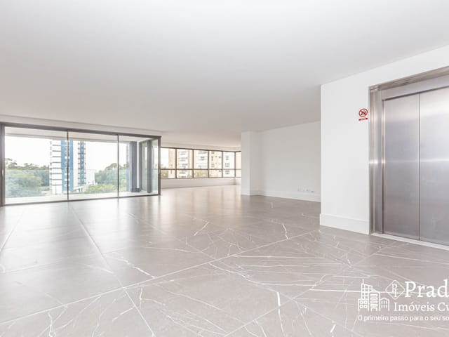 Apartamento 4 quartos e 5 banheiros, à venda, no bairro Campo Comprido em Curitiba
