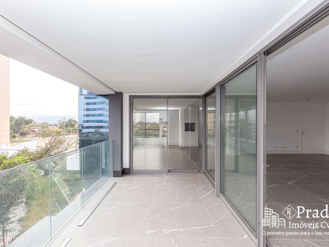 Apartamento 4 quartos e 5 banheiros, à venda, no bairro Campo Comprido em Curitiba