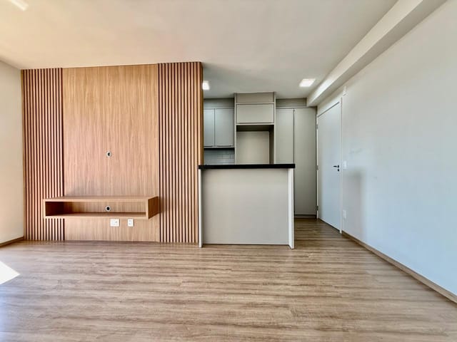 Foto do Apartamento - Apartamento para locação, Gleba Palhano - Edifício Carmel - 3 Quartos sendo 1 suite - 2 Banheiros - 1 Vaga de Garagem - Sol da Manhã - Andar Alto | Guepardo Imob