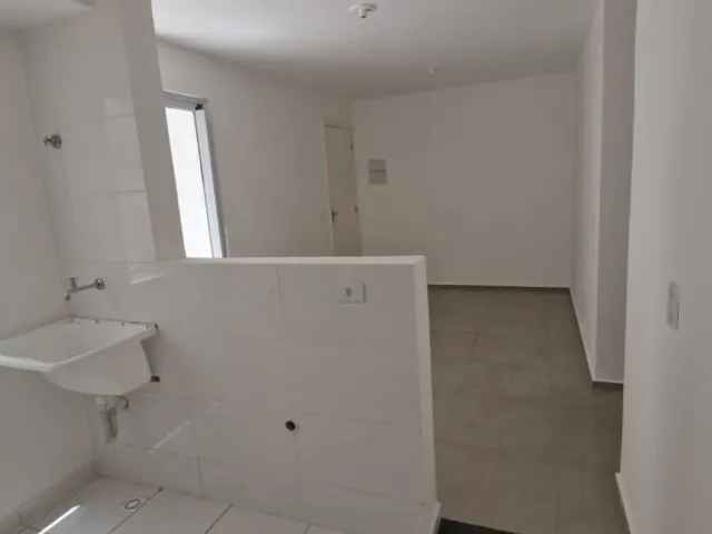 Apartamento 2 quartos e 1 banheiro, à venda, no bairro Butiatuva em Campo Largo