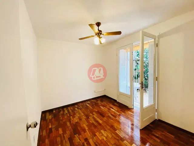 Apartamento com 60m² 1 quarto e 1 banheiro, à venda, no bairro Santa Cecília em Porto Alegre