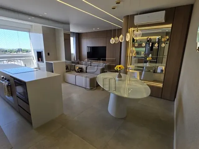 Apartamento 2 quartos e 2 banheiros, à venda, no bairro São Vicente em Londrina