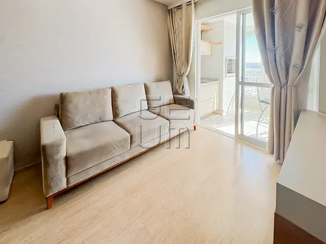Apartamento com 117m² 3 quartos e 2 banheiros, à venda, no bairro Centro em Londrina