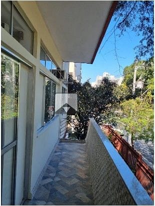Apartamento à venda com 3 quartos, 95m² - Foto 5