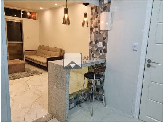 Apartamento à venda com 3 quartos, 95m² - Foto 1