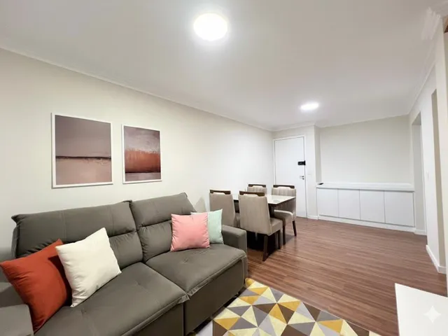 Apartamento 2 quartos e 1 banheiro, à venda, no bairro Ahu em Curitiba