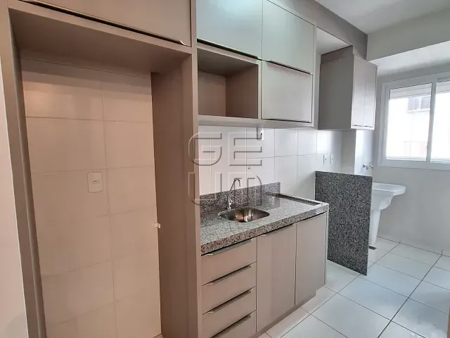 Apartamento 3 quartos e 2 banheiros, à venda, no bairro São Vicente em Londrina