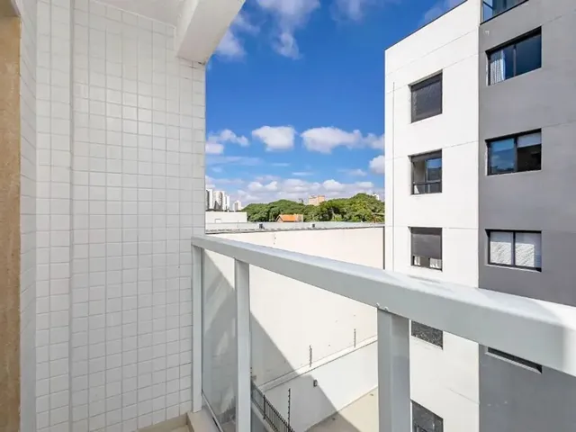 Apartamento 1 quarto e 1 banheiro, para alugar, no bairro Cristo Rei em Curitiba