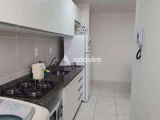 Apartamento 2 quartos e 1 banheiro, à venda, no bairro Jardim Carvalho em Ponta Grossa