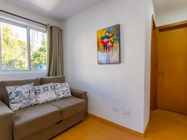 Apartamento 1 quarto e 1 banheiro, para alugar, no bairro Cristo Rei em Curitiba