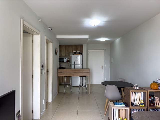 Apartamento 1 quarto e 1 banheiro, à venda, no bairro Centro em Pelotas