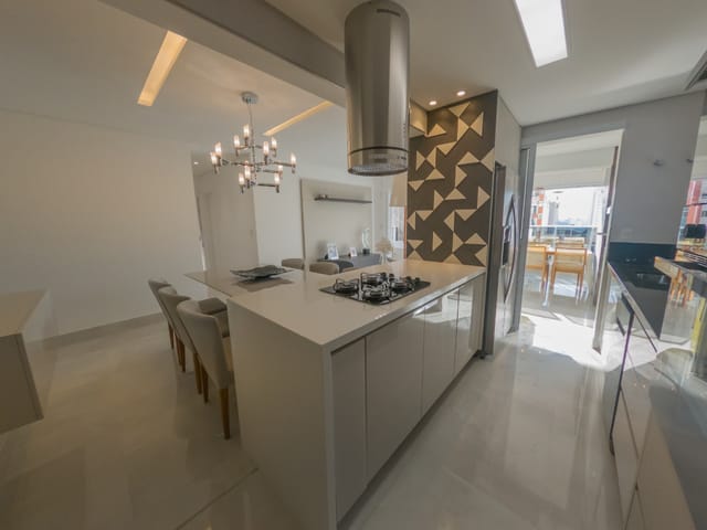 Apartamento com 180m² 3 quartos e 2 banheiros, à venda, no bairro Vila Regente Feijó em São Paulo
