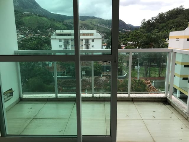 Apartamento 3 quartos e 2 banheiros, à venda, no bairro Corrêas em Petrópolis