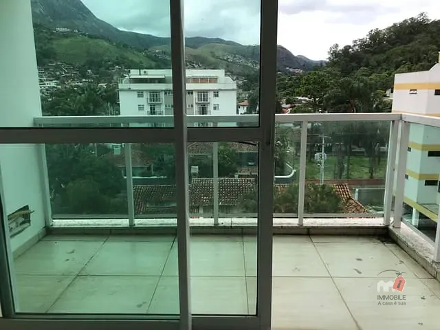 Apartamento 3 quartos e 2 banheiros, à venda, no bairro Corrêas em Petrópolis