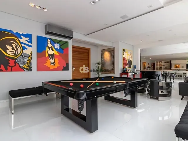 Apartamento 5 quartos e 6 banheiros, à venda, no bairro Higienópolis em São Paulo