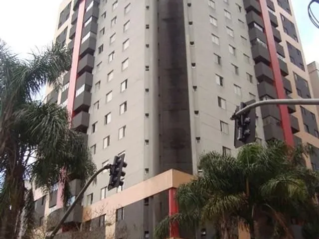 Apartamento 2 quartos e 2 banheiros, à venda, no bairro Champagnat em Curitiba