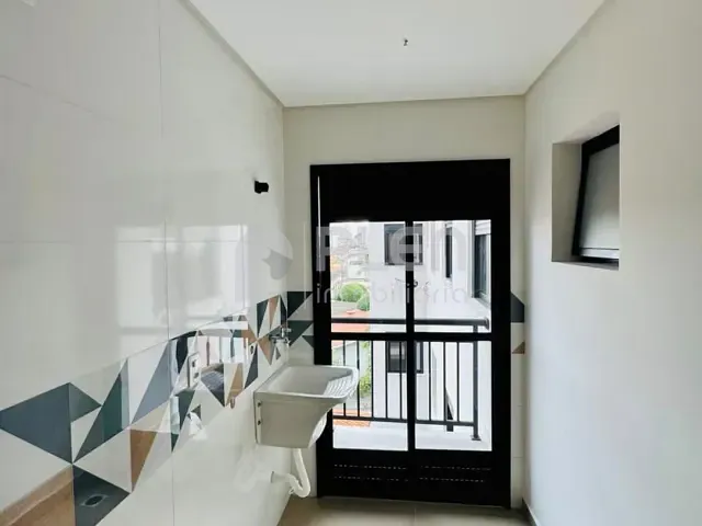 Apartamento 2 quartos e 1 banheiro, à venda, no bairro Vila Mazzei em São Paulo
