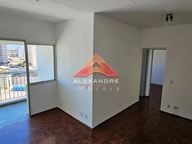 Apartamento com 10m² 2 quartos e 1 banheiro, para alugar, no bairro Vila Industrial em São José Dos Campos
