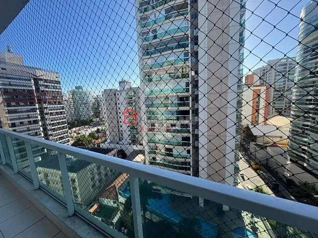 Apartamento com 100m² 3 quartos e 3 banheiros, para alugar, no bairro Praia da Costa em Vila Velha