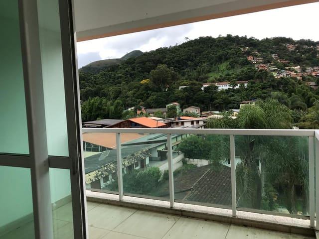 Apartamento 3 quartos e 2 banheiros, à venda, no bairro Corrêas em Petrópolis