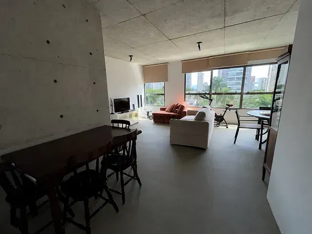 Apartamento 1 quarto e 1 banheiro, à venda, no bairro Campo Belo em São Paulo