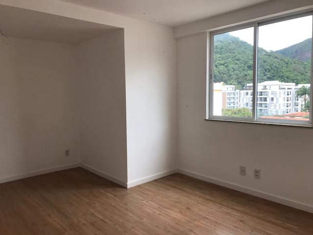 Apartamento 3 quartos e 2 banheiros, à venda, no bairro Corrêas em Petrópolis